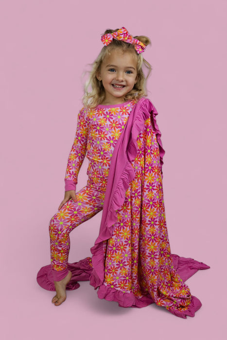 PETAL POWER DREAM RUFFLE BLANKET