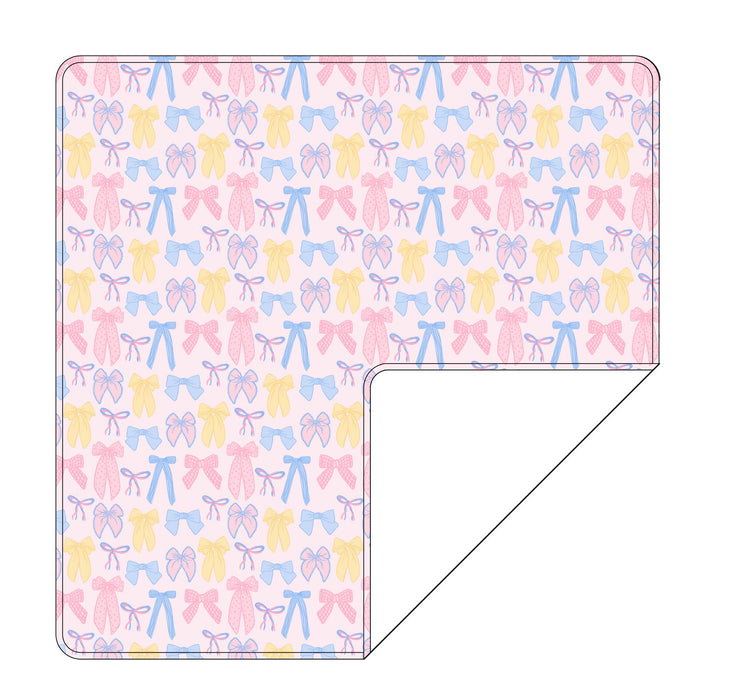 Madelyn - Lightweight Blanket