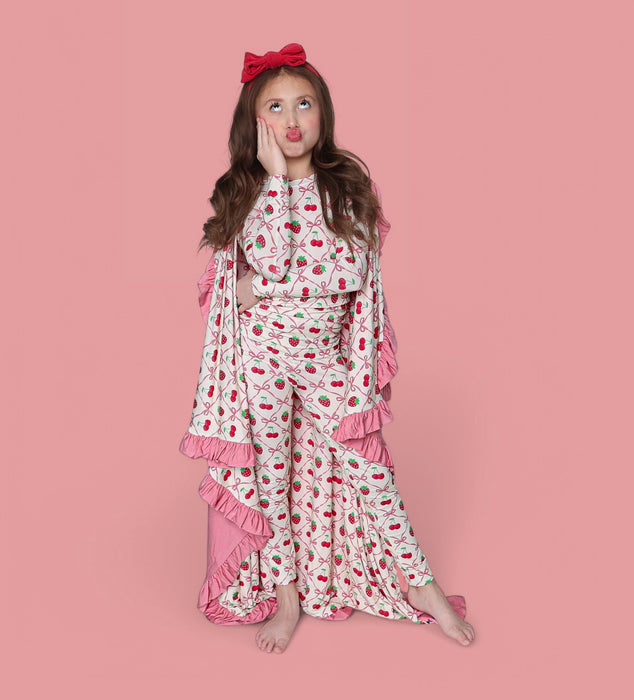CHERRY BOW BERRY DREAM RUFFLE BLANKET