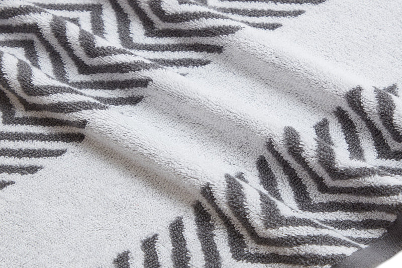 Kathy Ireland 6 Piece Chevron Jacquard Towel Set with Lets Dry