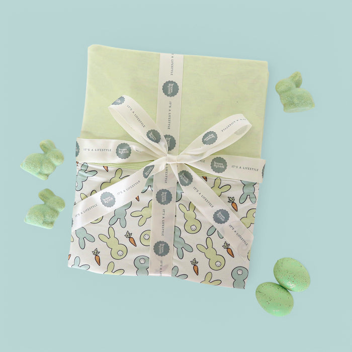 HOPPITY TAILS DREAM BLANKET