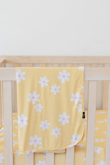 Sunny Dais - Lightweight Blanket