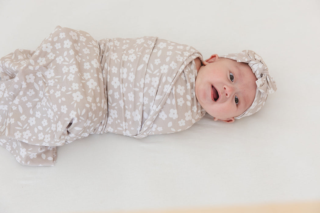 Calista - Lightweight Blanket