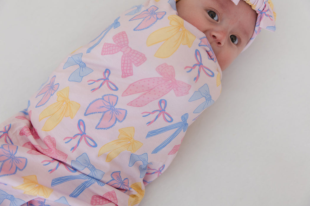Madelyn - Lightweight Blanket