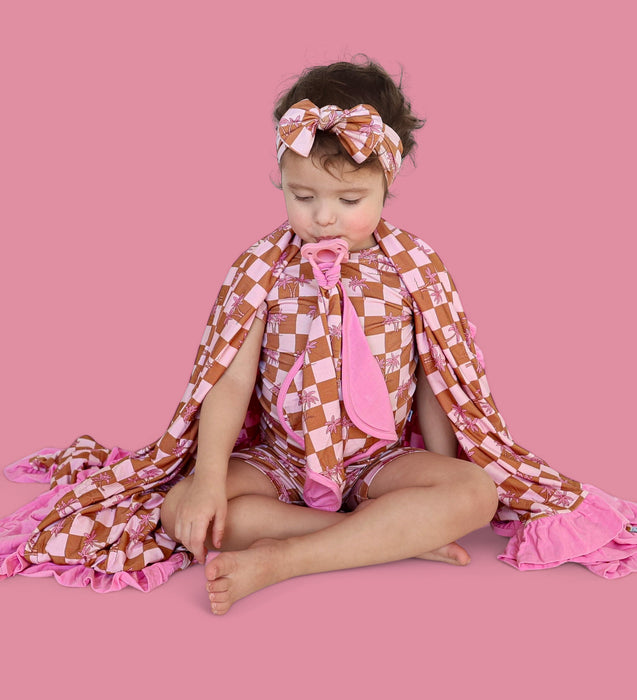 EXCLUSIVE SUNSET BEACH CHECKERS DREAM RUFFLE BLANKET