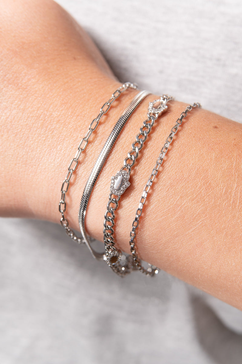 Hamsa Curb Chain Bracelet