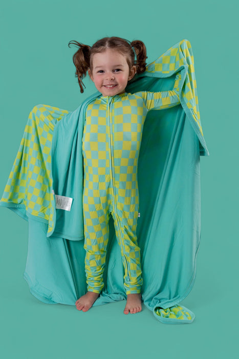 BE BOLD CHECKERS DREAM BLANKET