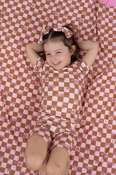 EXCLUSIVE SUNSET BEACH CHECKERS DREAM RUFFLE BLANKET