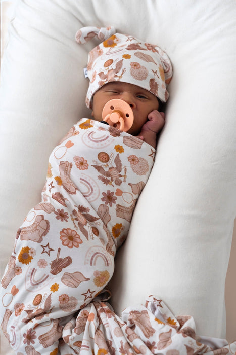 FLOWERS AND BOOTS DREAM SWADDLE & BEANIE