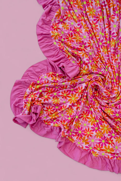 PETAL POWER DREAM RUFFLE BLANKET