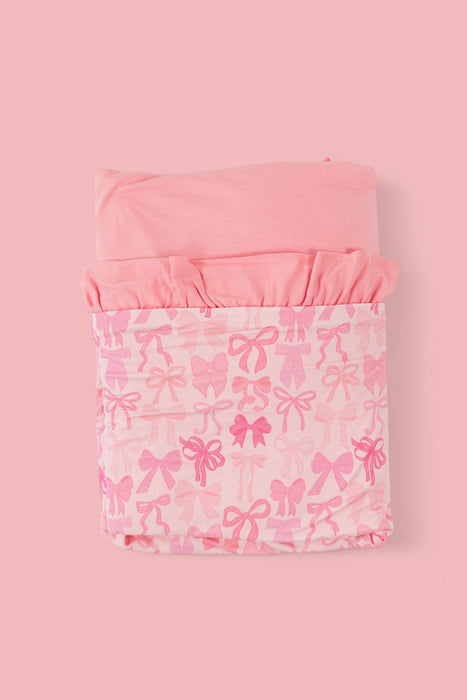BLISSFUL BOWS DREAM RUFFLE BLANKET