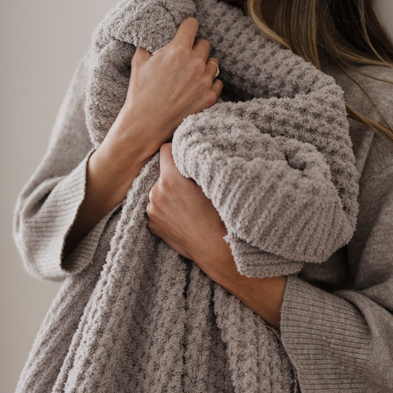 WAFFLE KNIT XL THROW BLANKETS