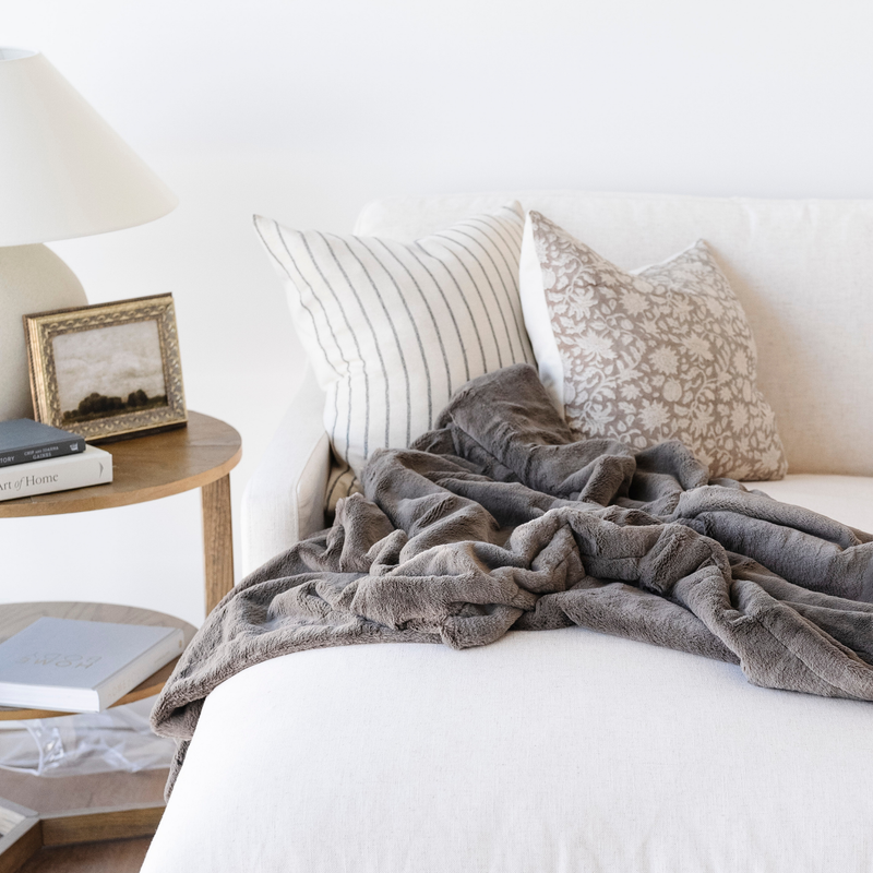 LUSH THROW BLANKETS