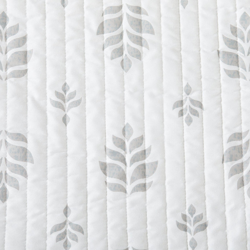 3-Piece French Floral Quilt - Colette Collection