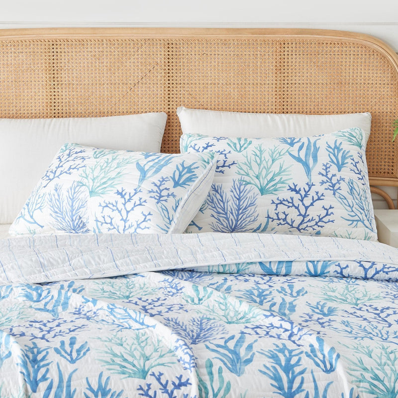 Blue Coral Quilt - Amelia Island