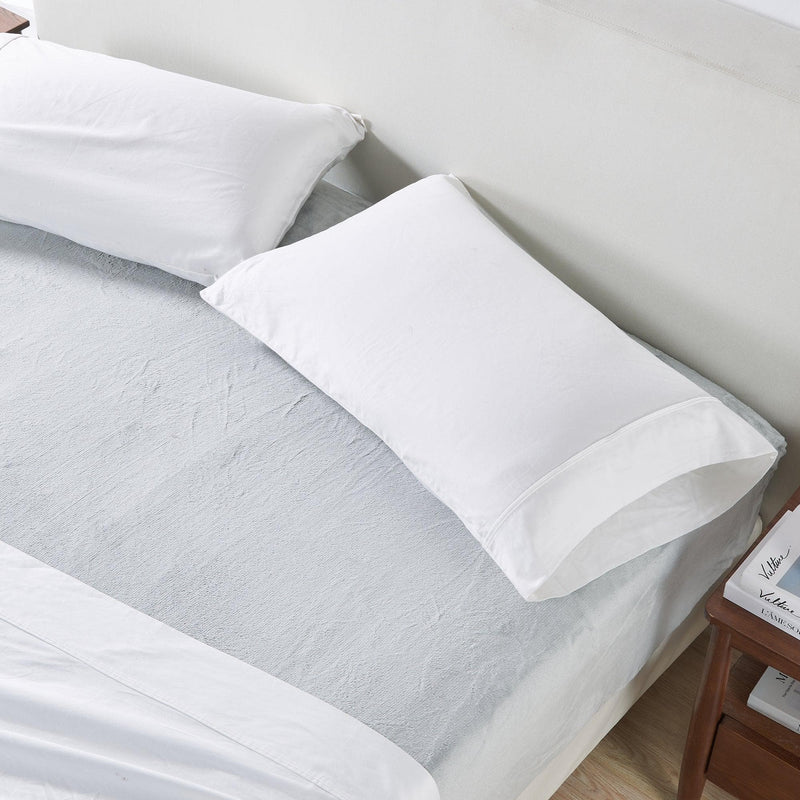 Solid Plush Fitted Sheet - Velvet Luxe Collection