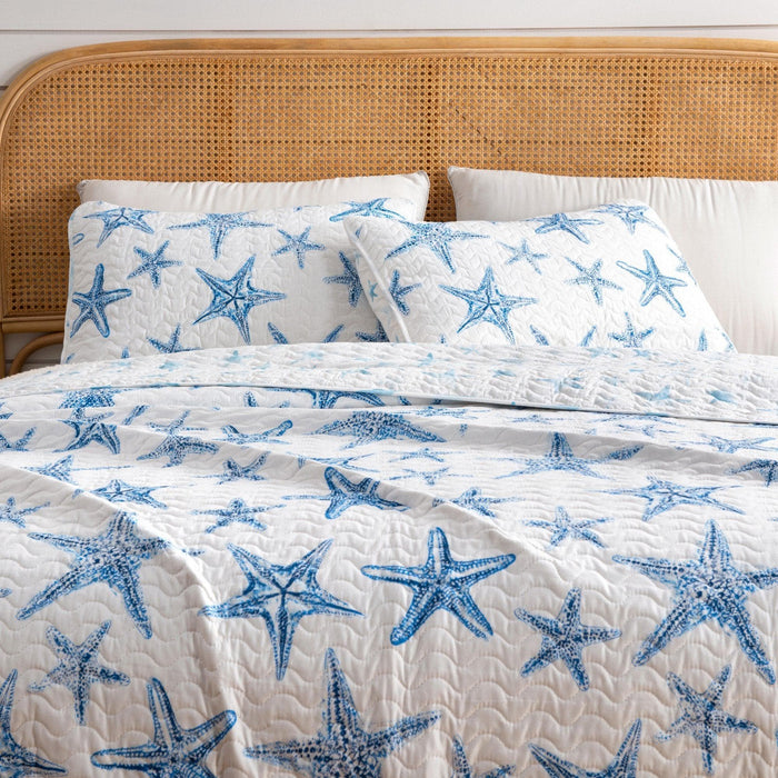 Blue Seashell Coastal Quilt Set - Trinidad Collection
